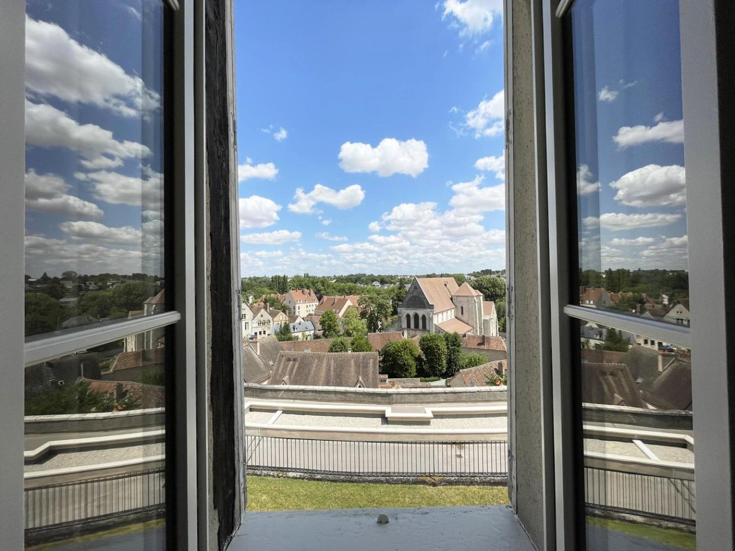 L'Horizon - Entree Independante - Parking Lejlighed Chartres Eksteriør billede